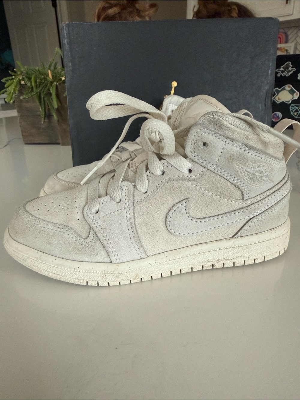 Jordan 1 mid Kids size 12 pale ivory Sneakers